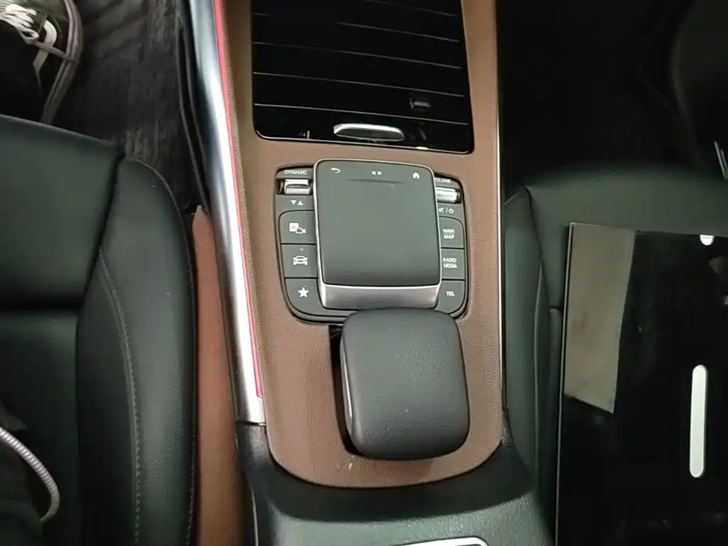 Mercedes-Benz EQA — миниатюра 19