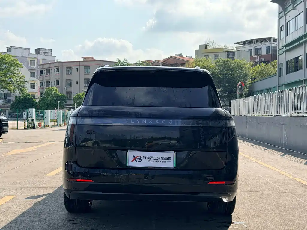 Lynk & Co 900 — миниатюра 7