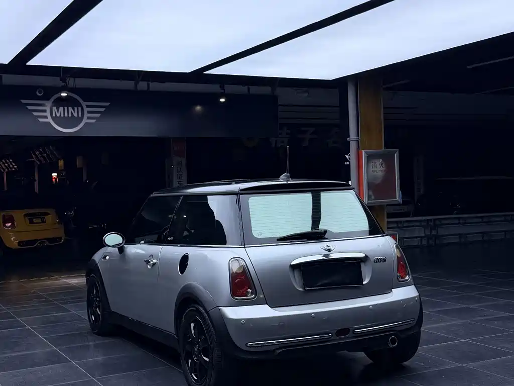 MINI Mini — миниатюра 8