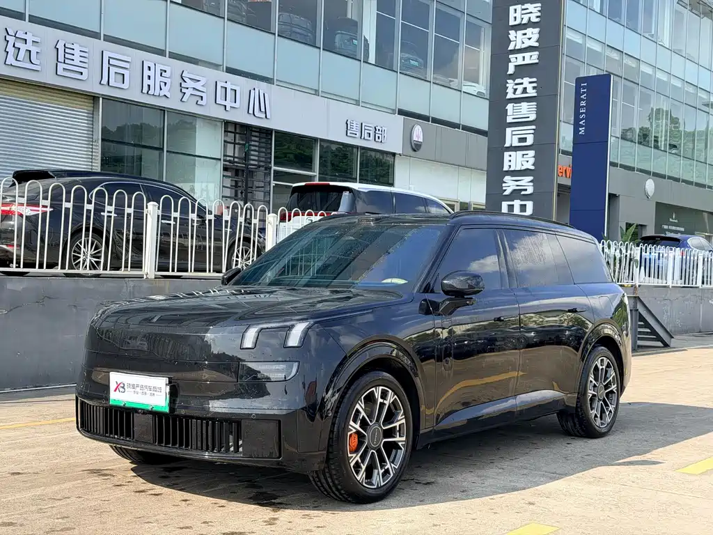 Lynk & Co 900 — миниатюра 2