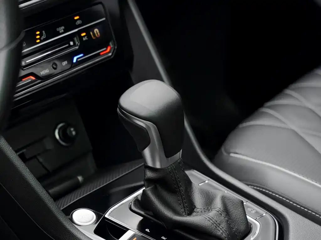 Volkswagen Tiguan L L 2022 330TSI AT Smart