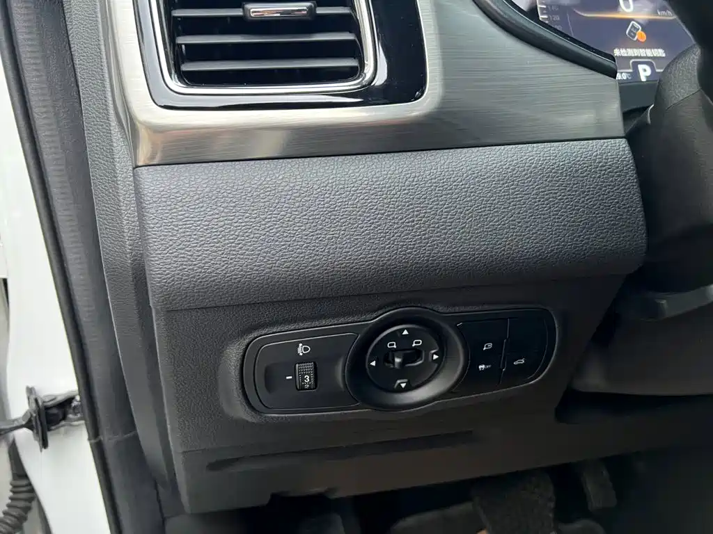 Chery Tiggo 8 — миниатюра 8