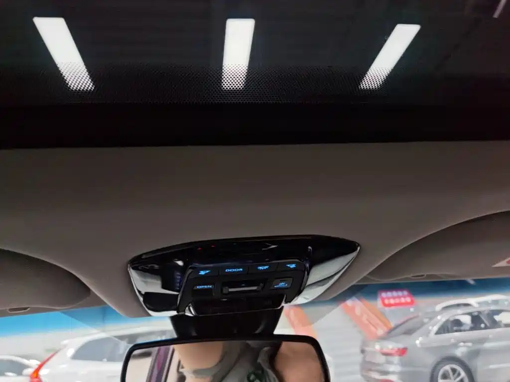 Toyota Harrier — миниатюра 18