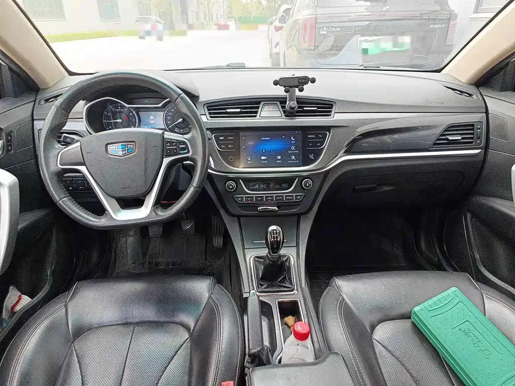 Geely Emgrand — миниатюра 5