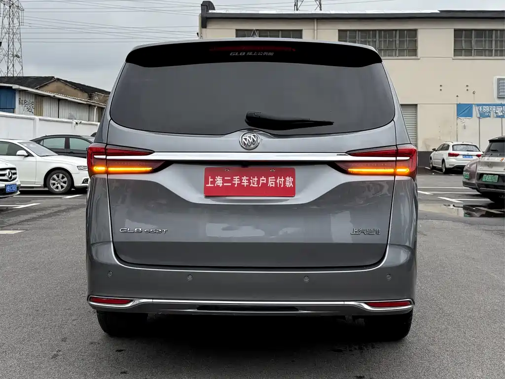 Buick GL8 — миниатюра 11