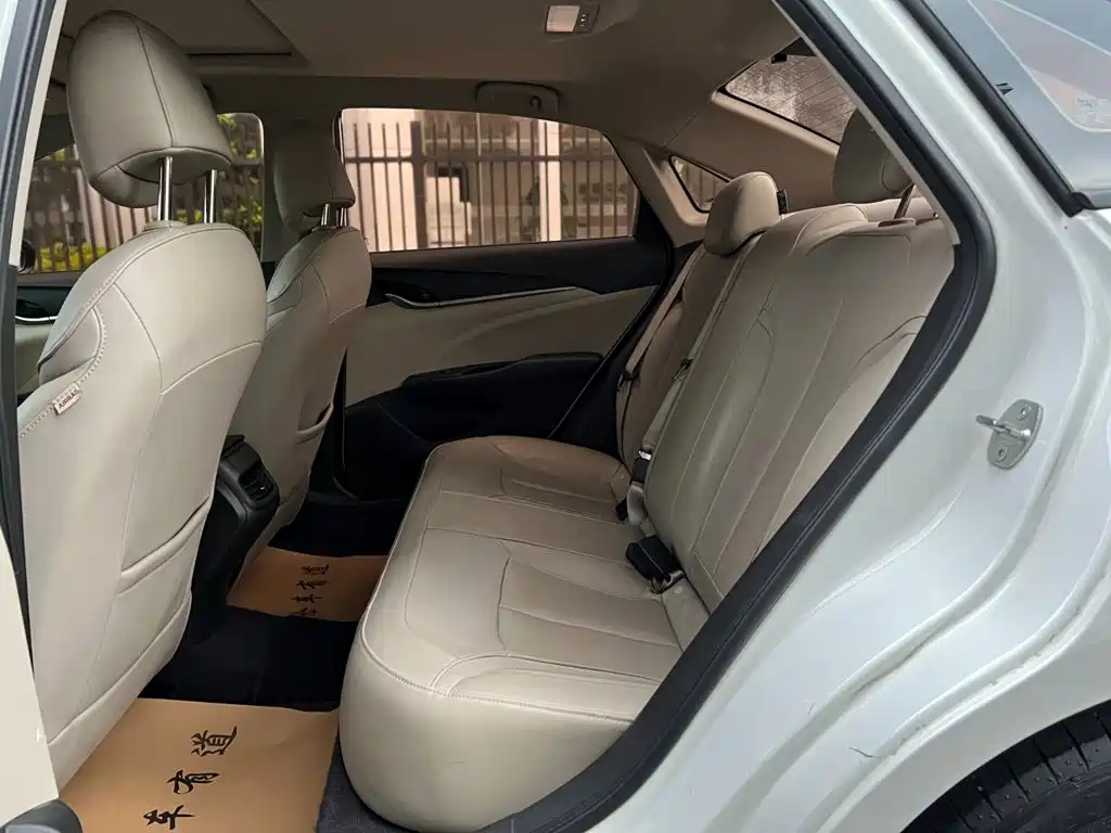Buick Excelle — миниатюра 4
