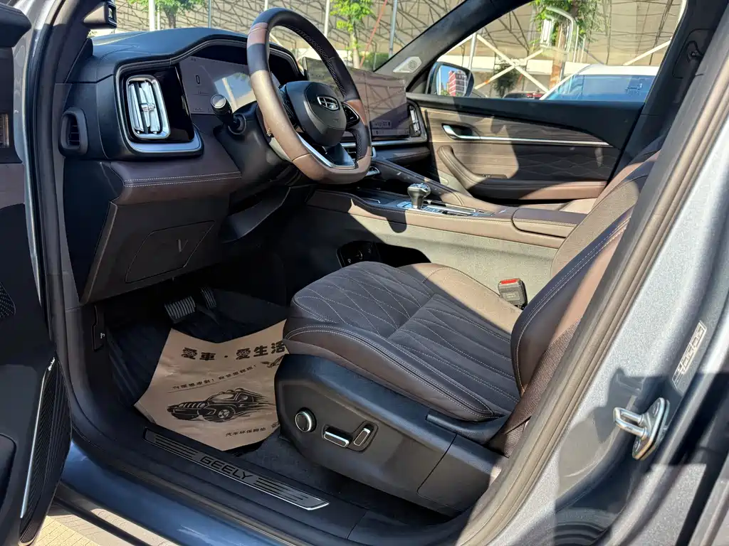 Geely Xingyue L — миниатюра 10