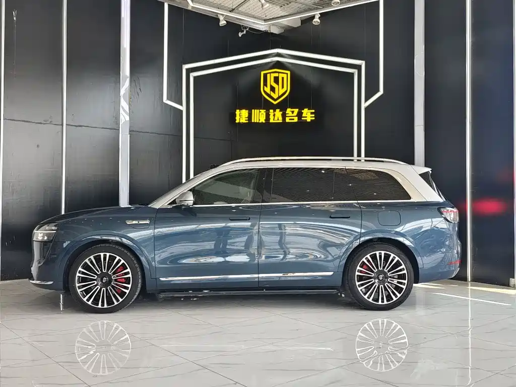 AITO ASK THE WORLD M9