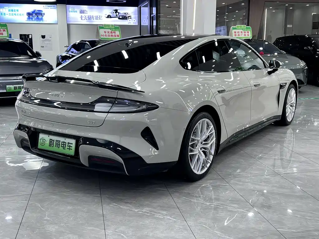 XIAOMI CAR XIAOMI SU7