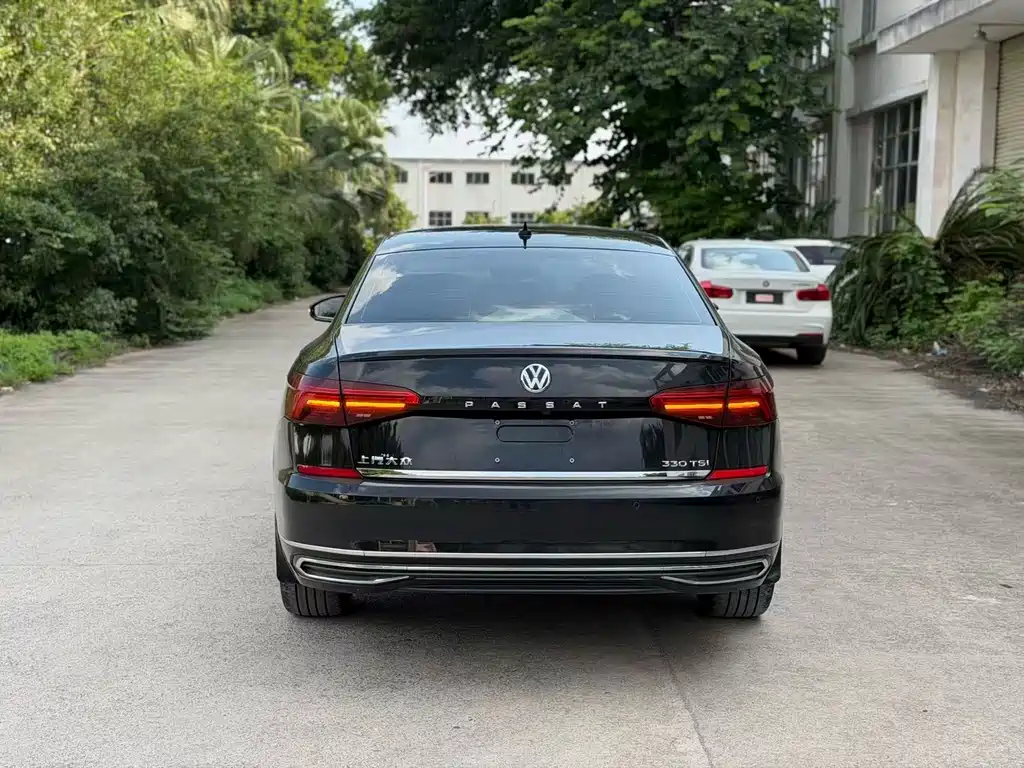 Volkswagen Passat — миниатюра 5