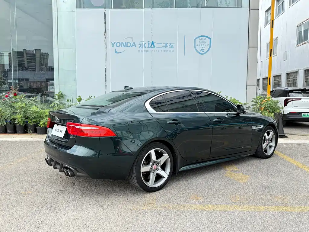 Jaguar XE — миниатюра 21
