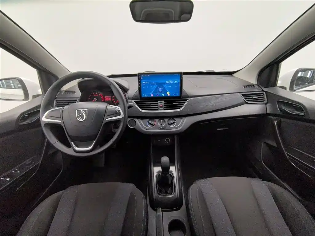 Baojun 310 2016 1.2L MT Comfort