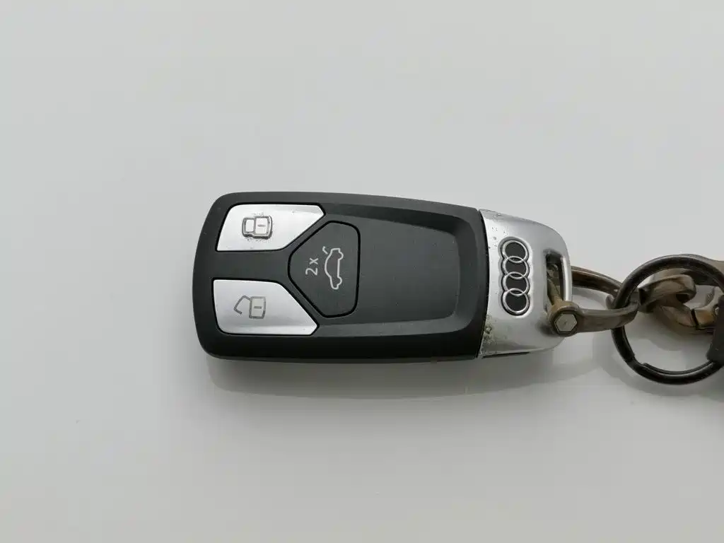 Audi Q5L — миниатюра 19