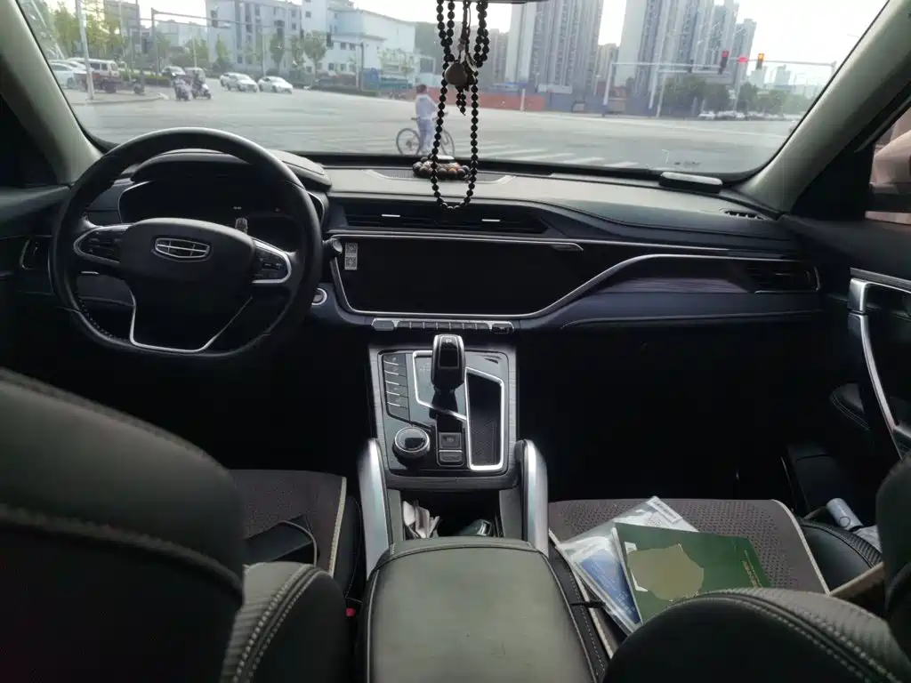 Geely Boyue — миниатюра 10