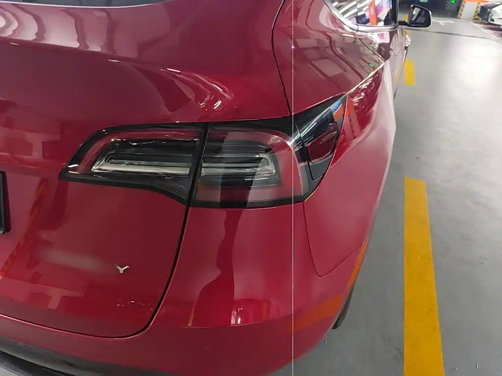 Tesla Model Y — миниатюра 8