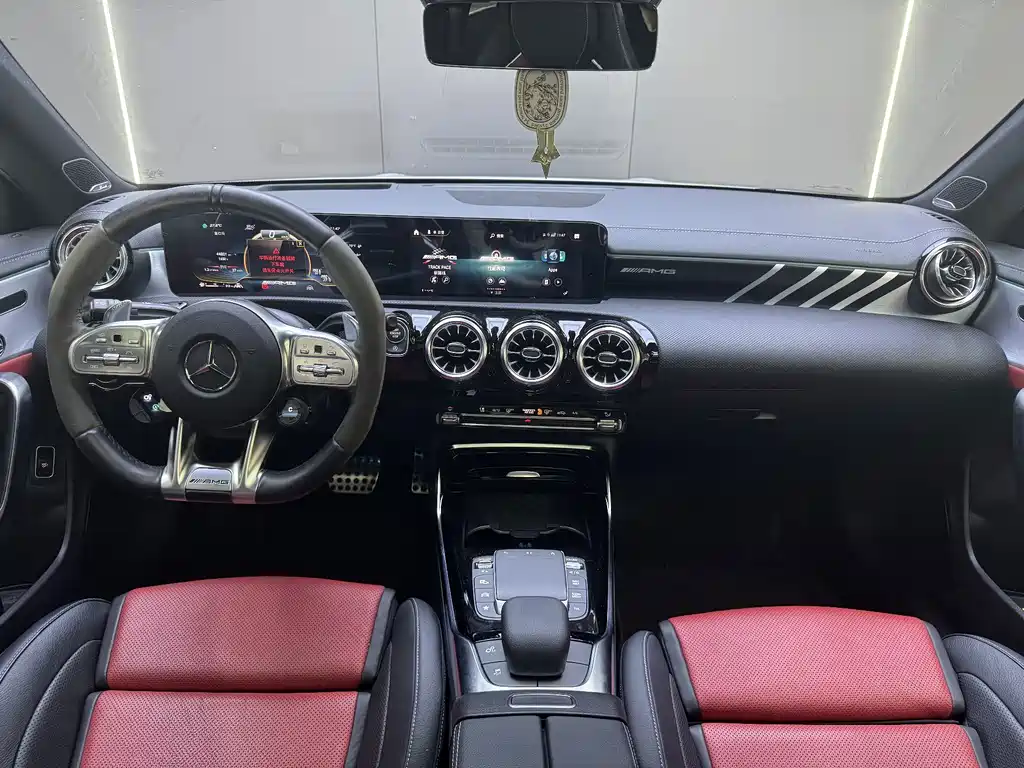 Mercedes-Benz CLA AMG — миниатюра 3