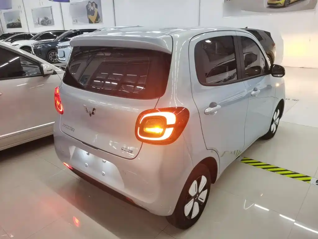 Wuling MINIEV — миниатюра 7