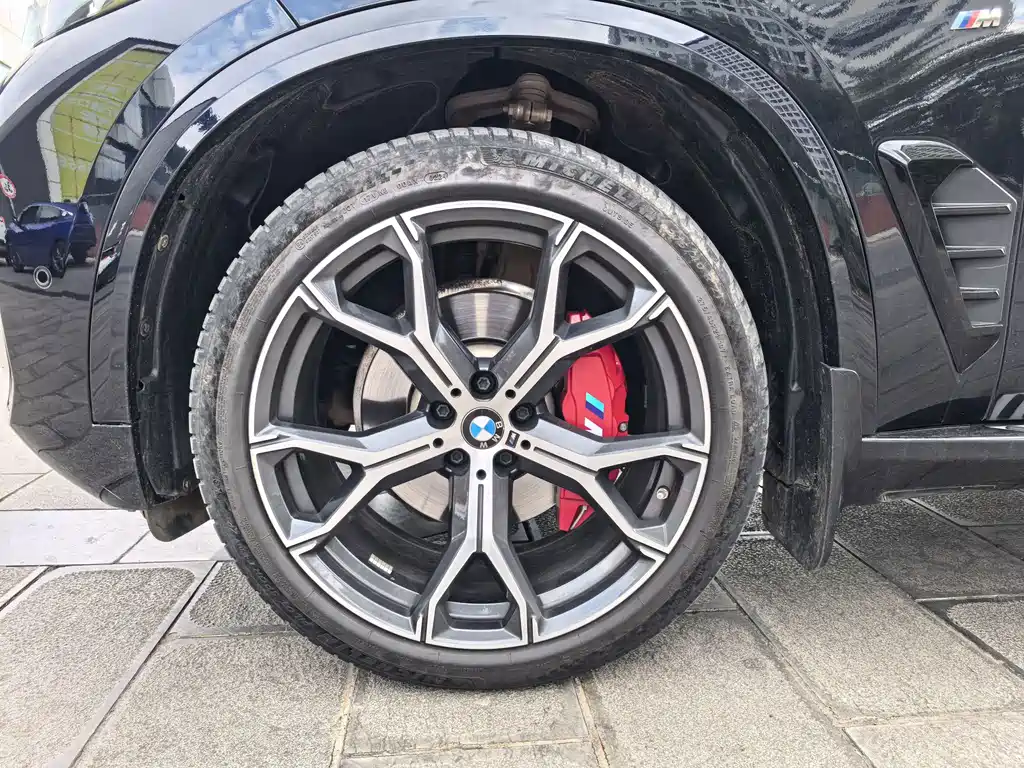 BMW X5 — миниатюра 30
