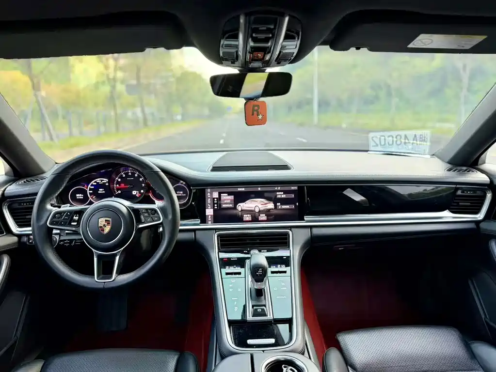 Porsche Panamera — миниатюра 5