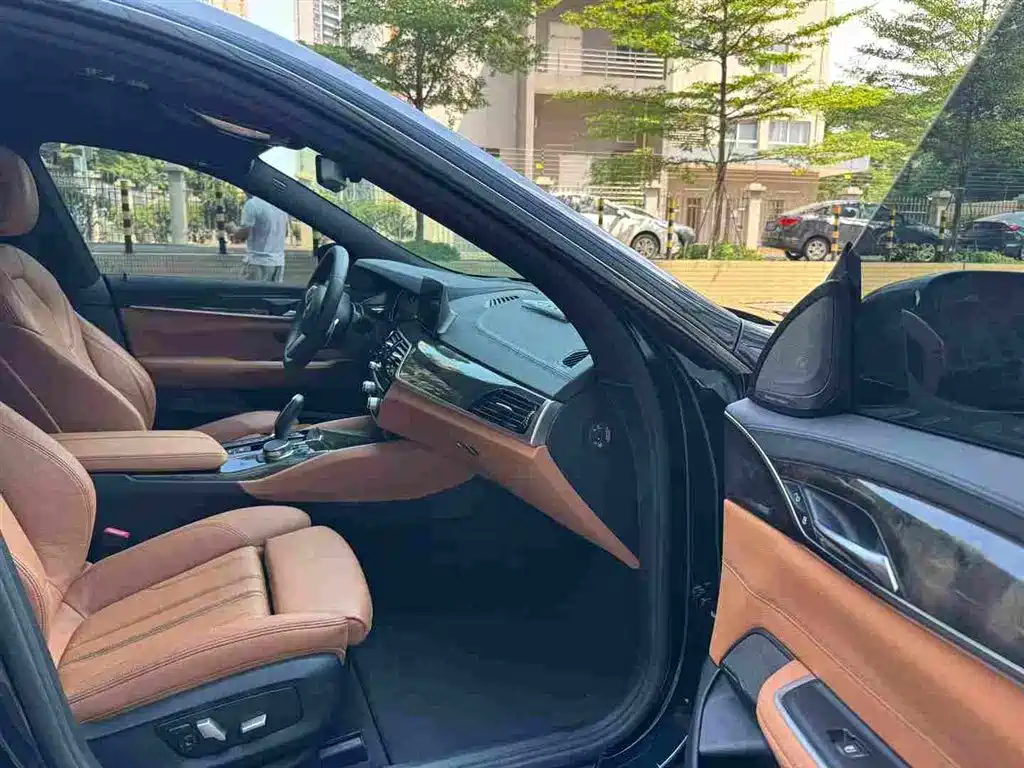 BMW 6 Series GT — миниатюра 8