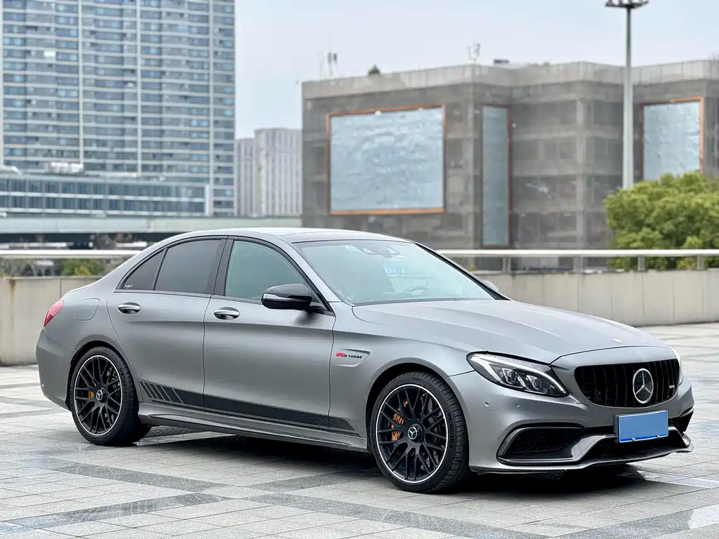 MERCEDES-BENZ C CLASS AMG