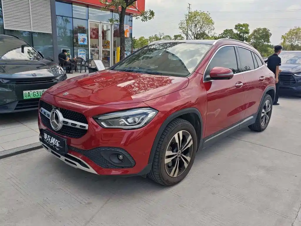 Купить Mercedes-Benz GLA