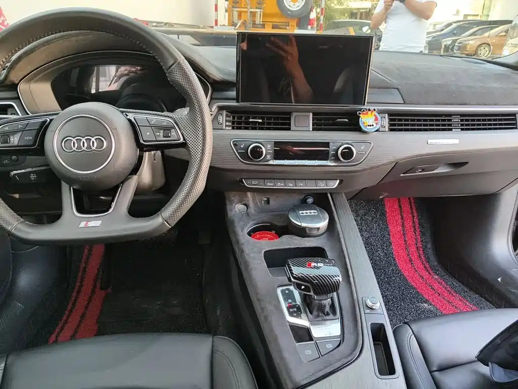Audi A4 (Import) — миниатюра 5