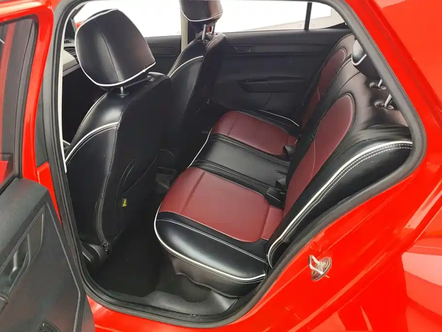 Skoda Fabia — миниатюра 11