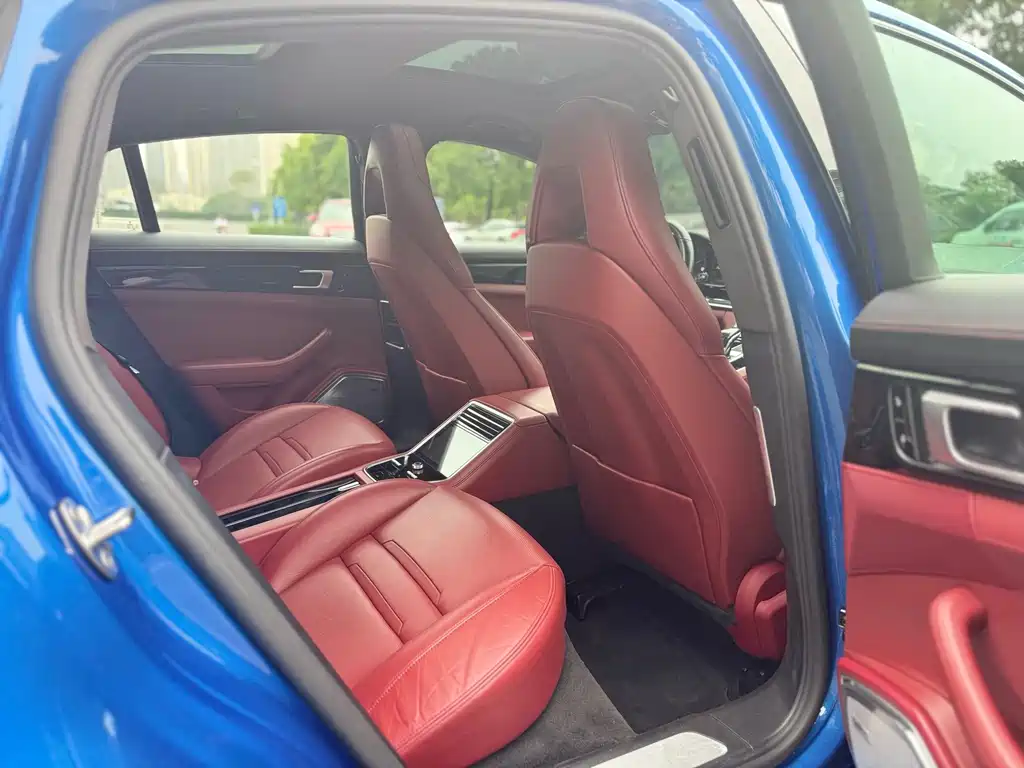 Porsche Panamera — миниатюра 8