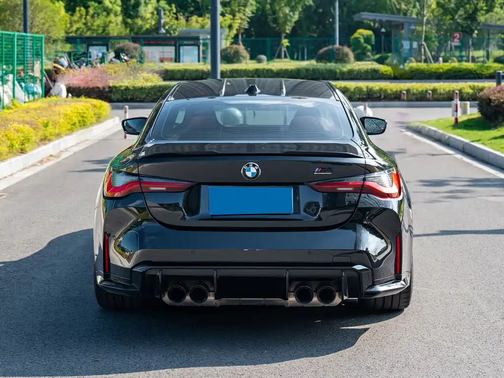 BMW M4 2023 — фото 5