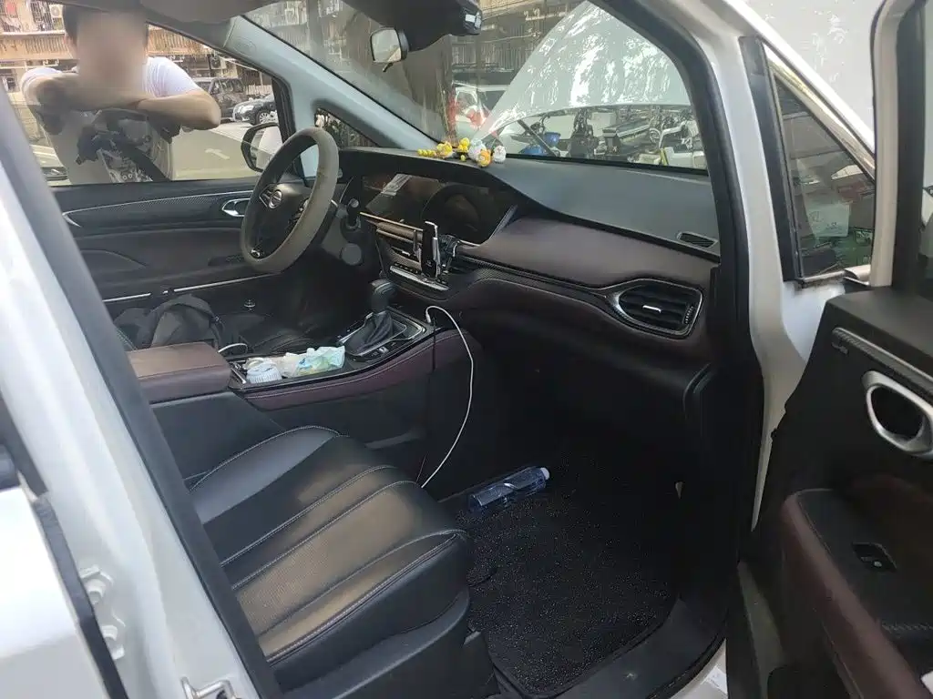 GAC Motor Trumpchi M6 — миниатюра 20