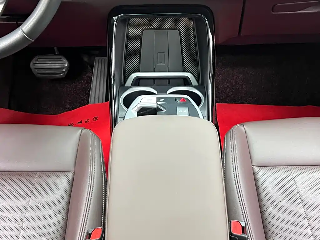 BMW iX1 — миниатюра 24