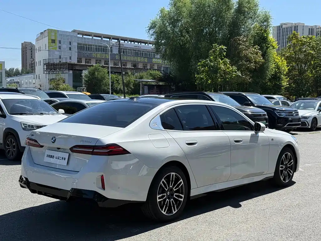 BMW 5 Series 5 2025 530Li xDrive M Sport