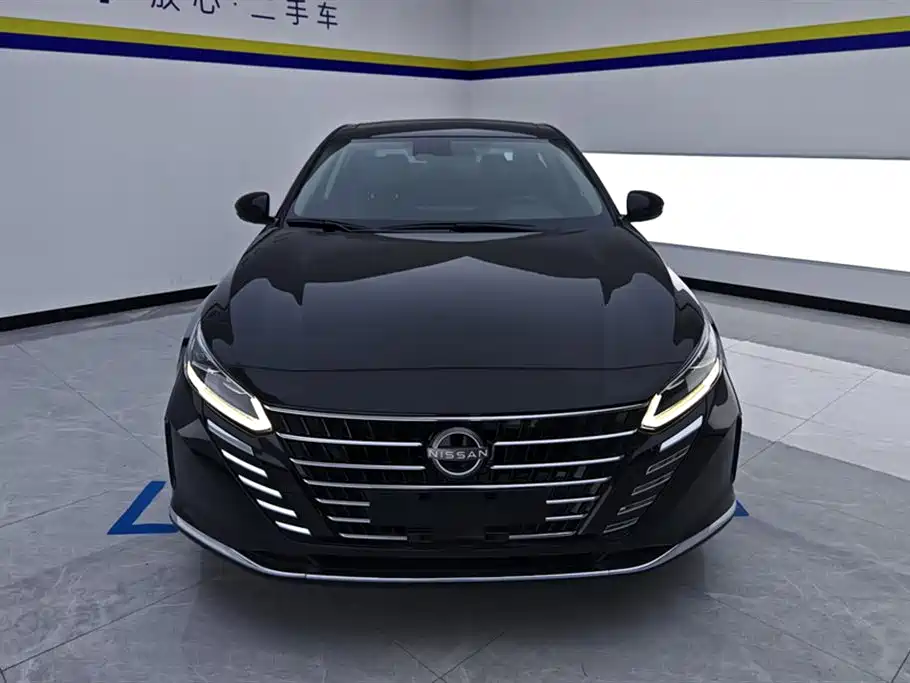 NISSAN TEANA