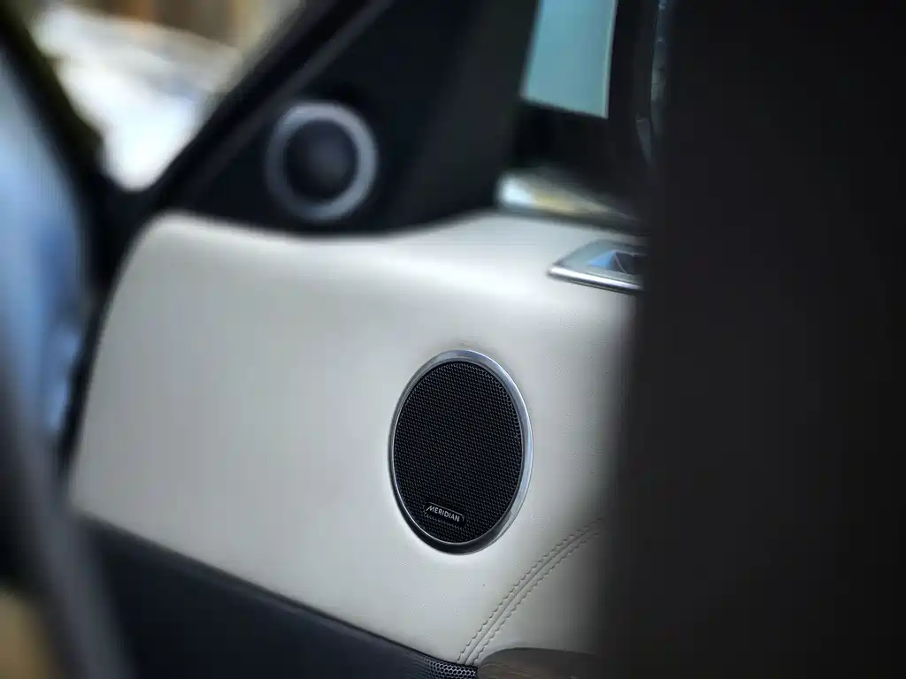 Land Rover Sport — миниатюра 16