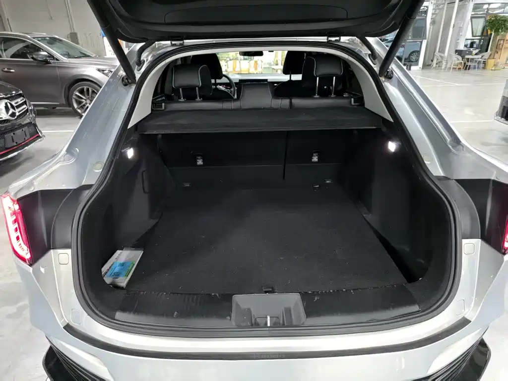 Honda e:NP2 — миниатюра 4