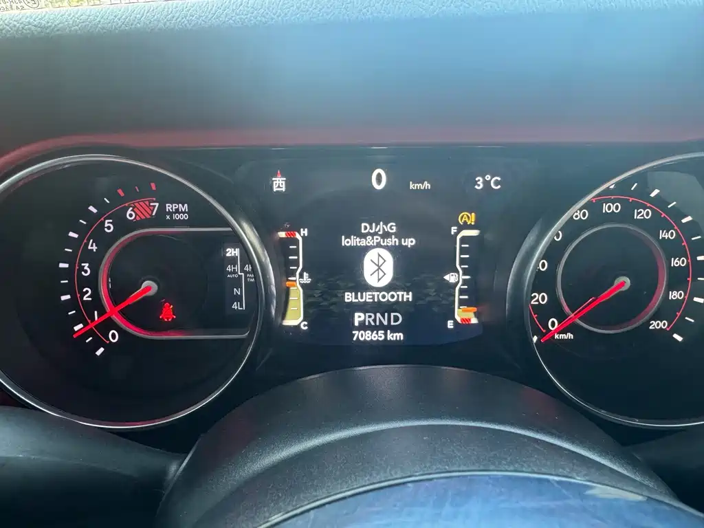 Jeep Wrangler — миниатюра 12