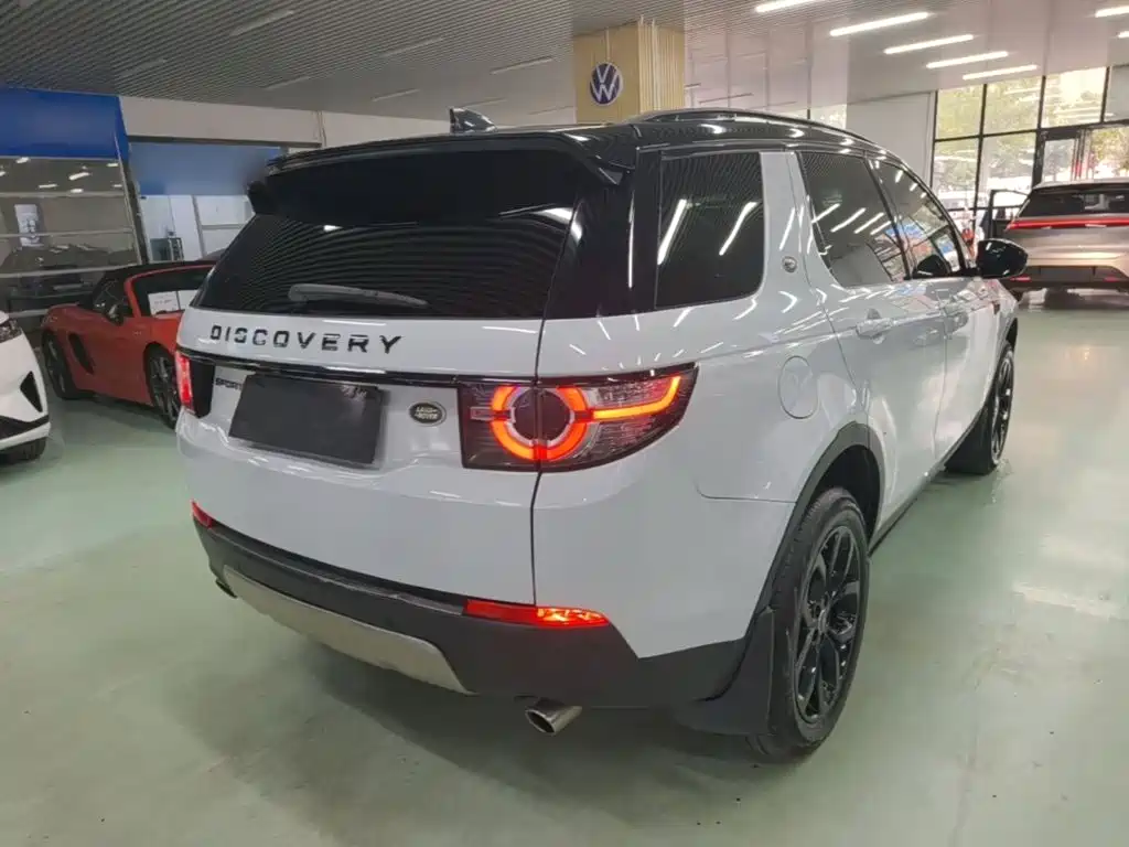 Land Rover Discovery Sport — миниатюра 7