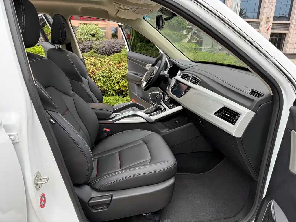 GEELY AUTOMOBILE BOYUE