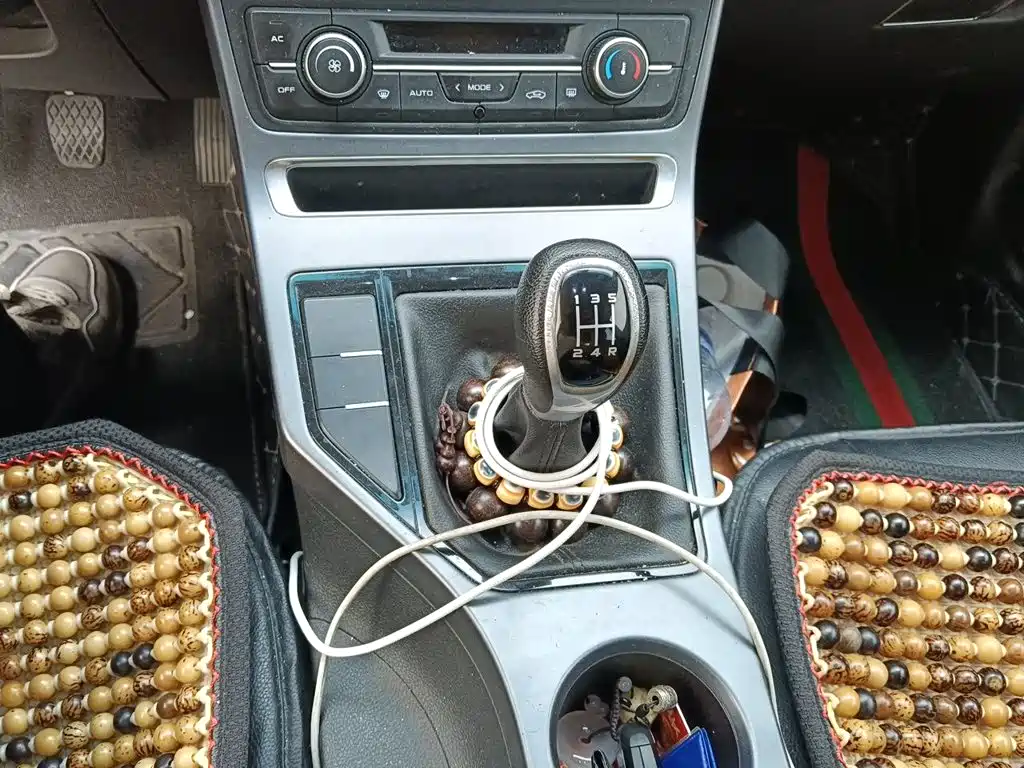 Geely Emgrand — миниатюра 15