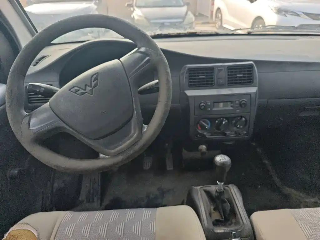 Wuling Rongguang Mini Truck — миниатюра 13