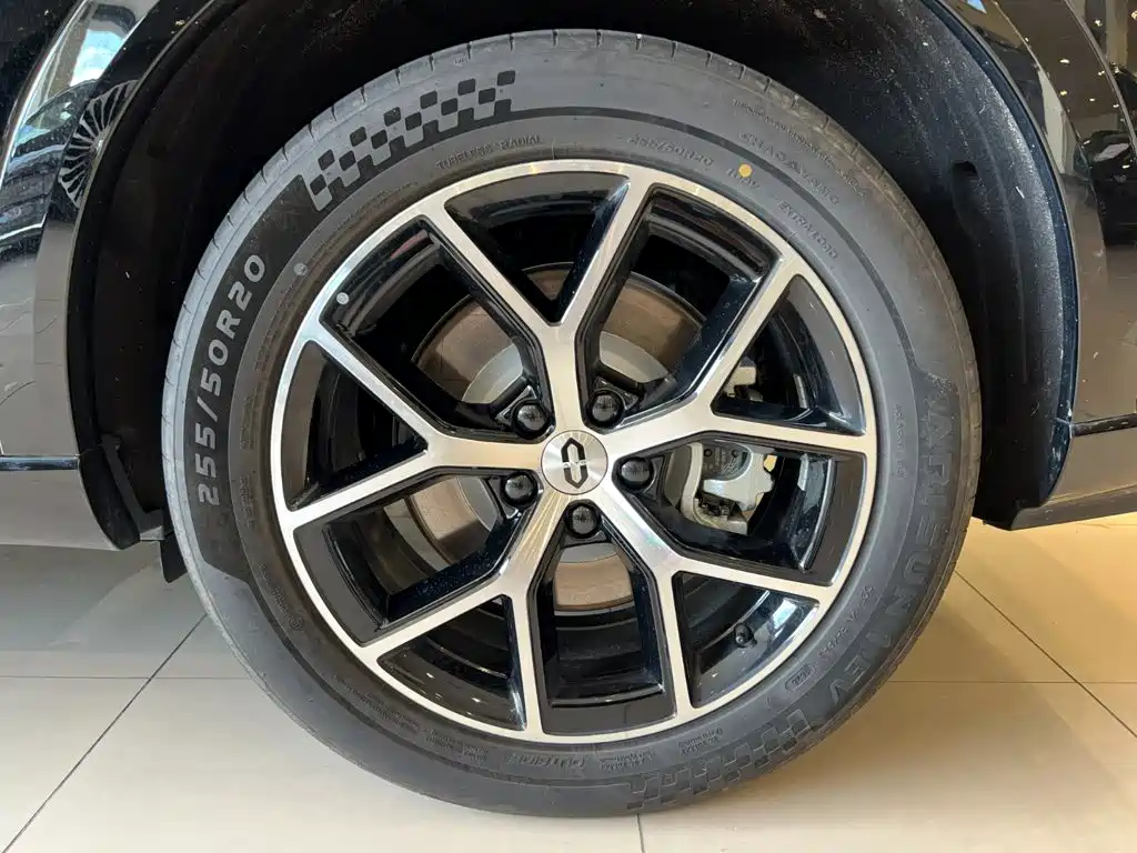 AITO AITO M6 — миниатюра 9