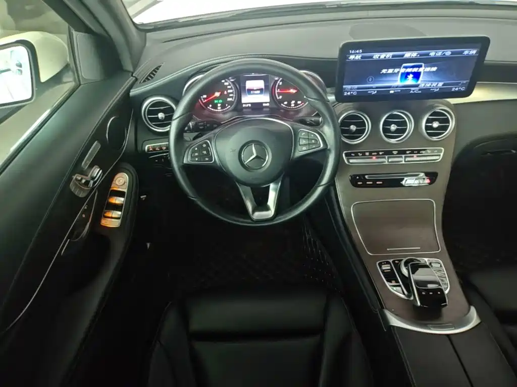 Mercedes-Benz GLC — миниатюра 11