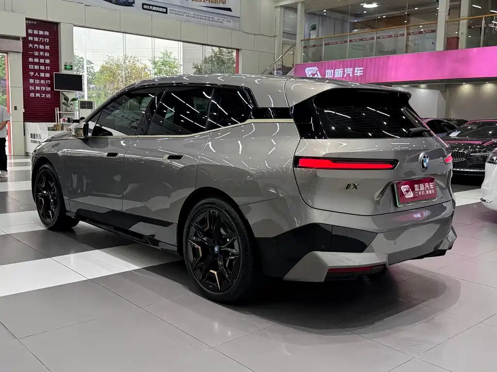 BMW BMW iX M60 — миниатюра 4