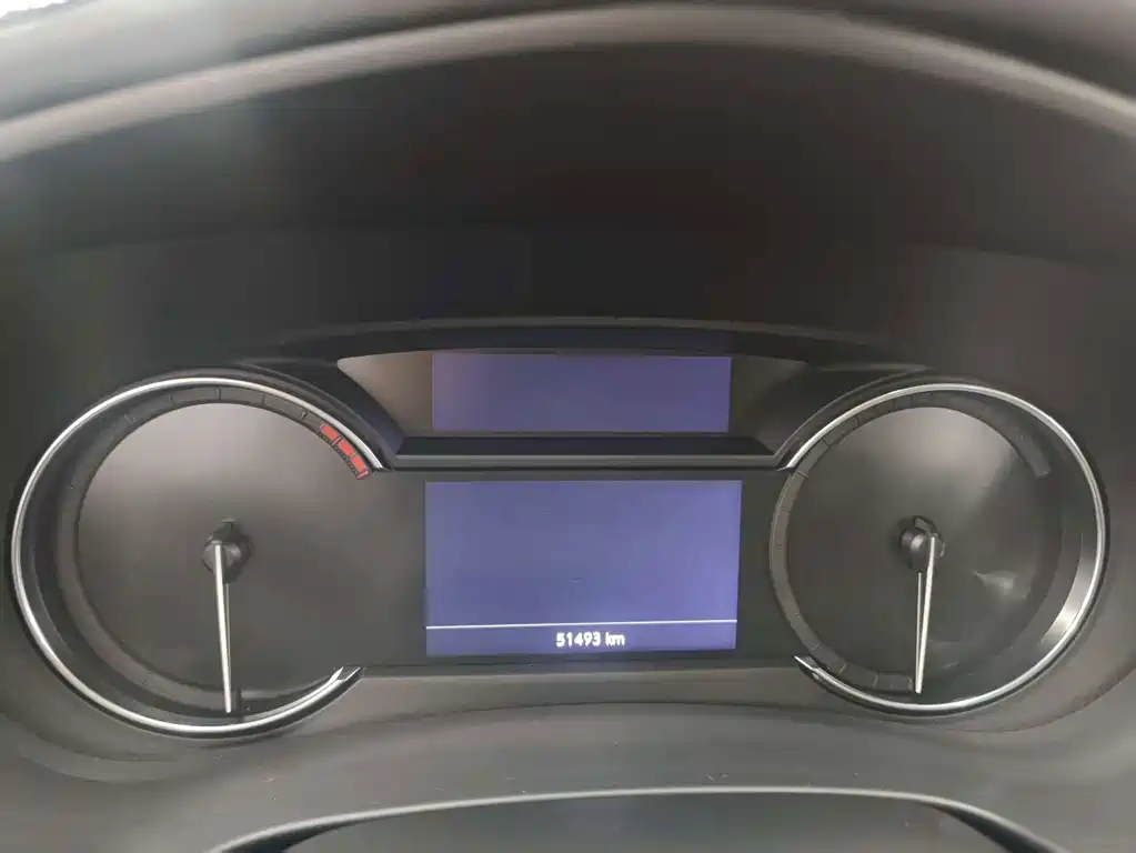 Cadillac XT4 — миниатюра 5