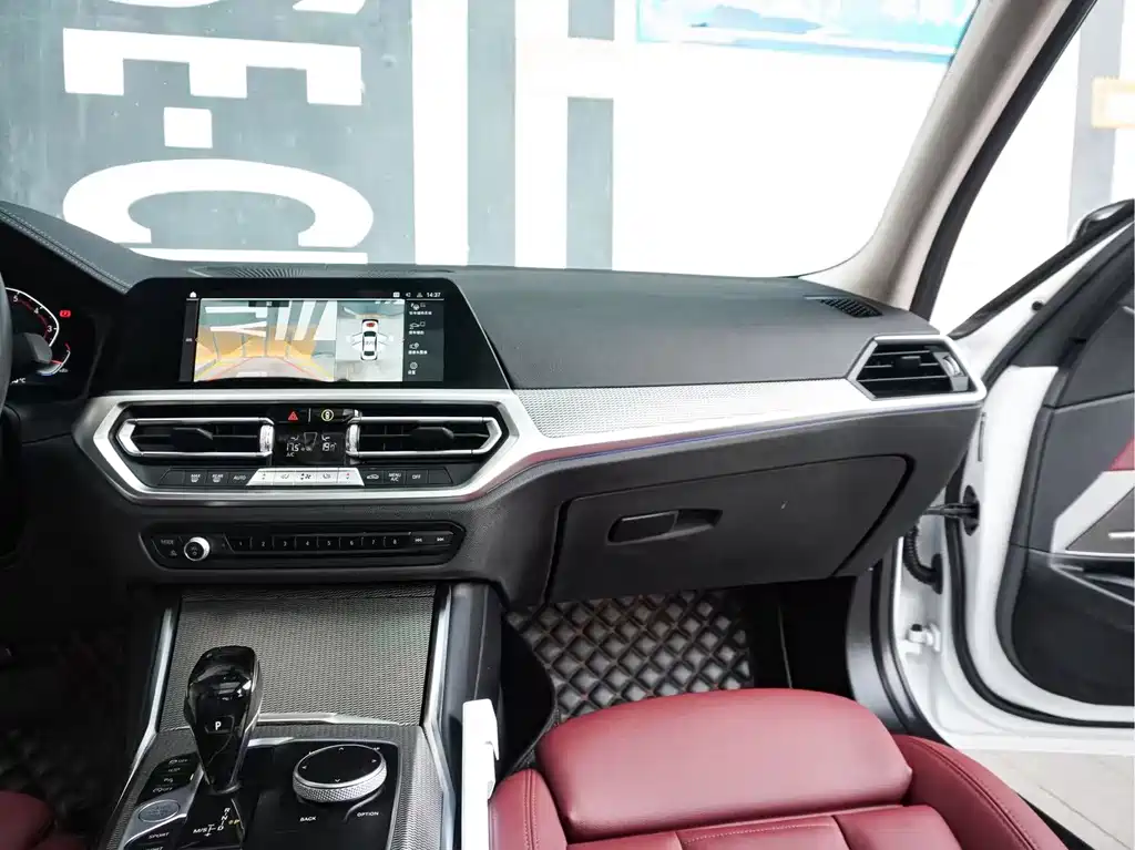 BMW 3 Series — миниатюра 14