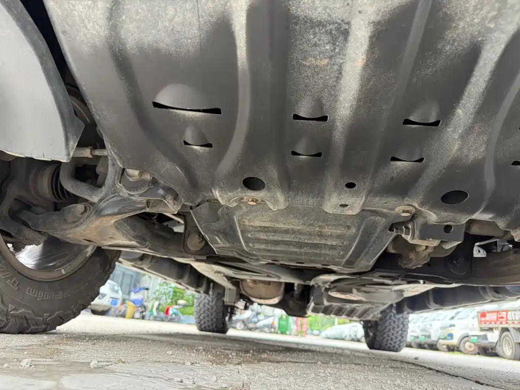 Ford Everest — миниатюра 14