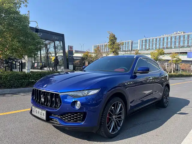 maserati levante