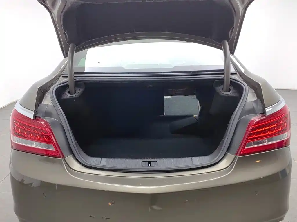 Buick LaCrosse — миниатюра 16