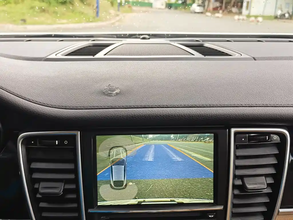 Porsche Panamera — миниатюра 13